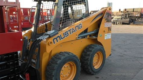 hydraulic lift arm mustang 960 skid steer|mustang skid steer oil seal.